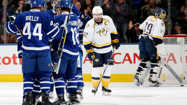 nashville-predators-toronto-maple-leads-road-struggles.jpg